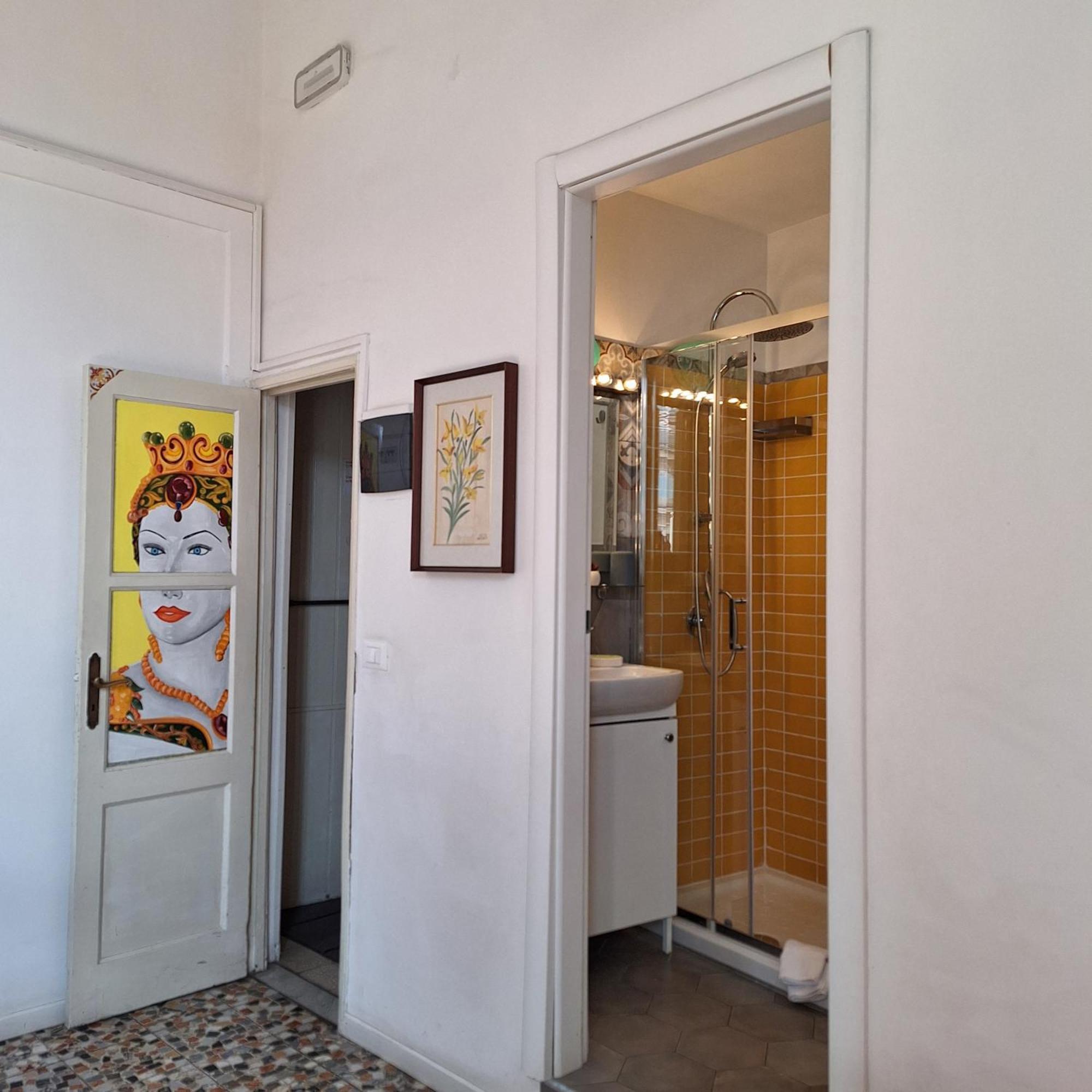 B&B Perla كاتانيا الغرفة الصورة